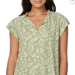 Buffalo David Bitton 100% Viscose Light Green Blouse W/Daisey Pattern (Size XL)